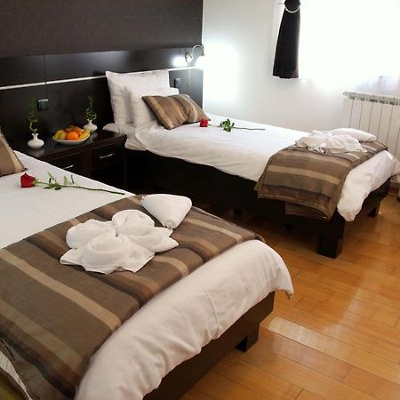 Hotel Novak Zvornik Extérieur photo