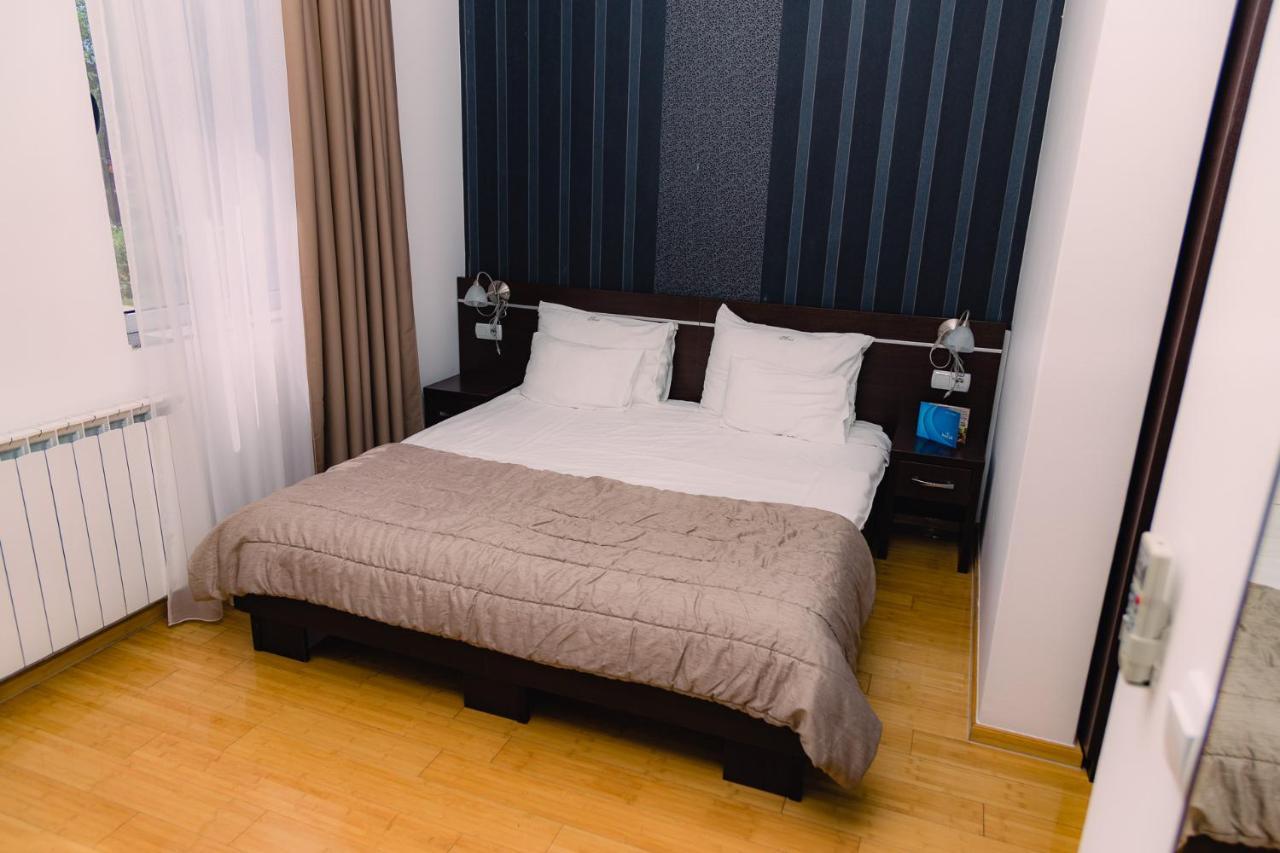 Hotel Novak Zvornik Extérieur photo