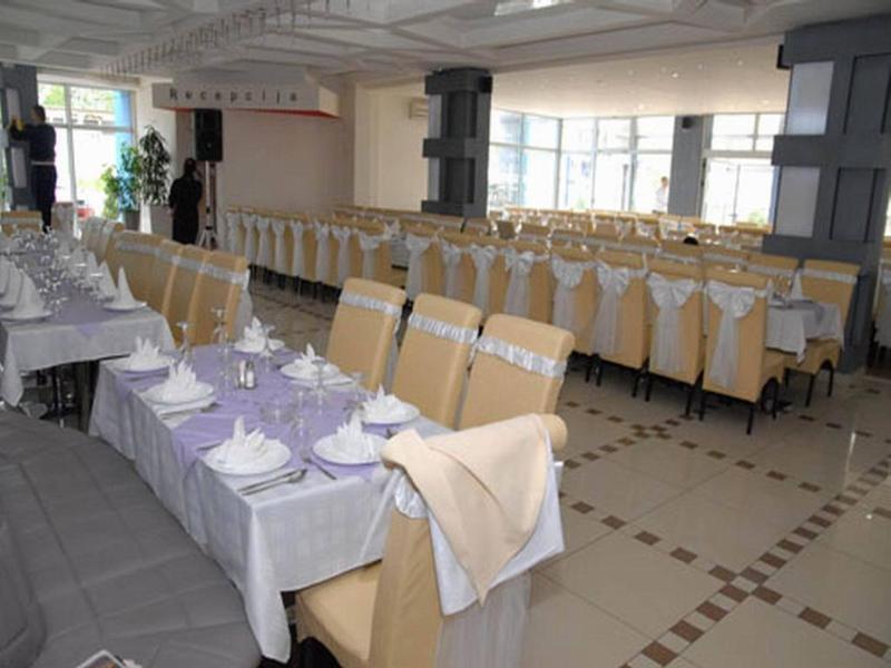 Hotel Novak Zvornik Extérieur photo